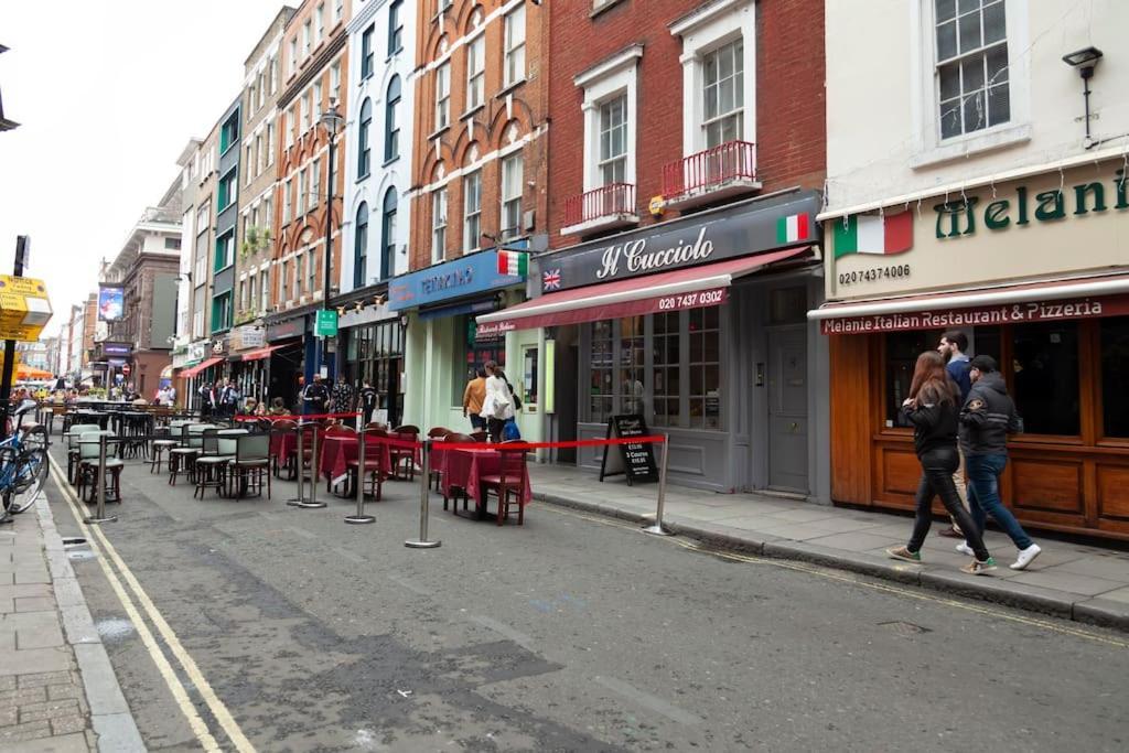 Lovely 2 Bed Flat In Soho! London Exteriör bild