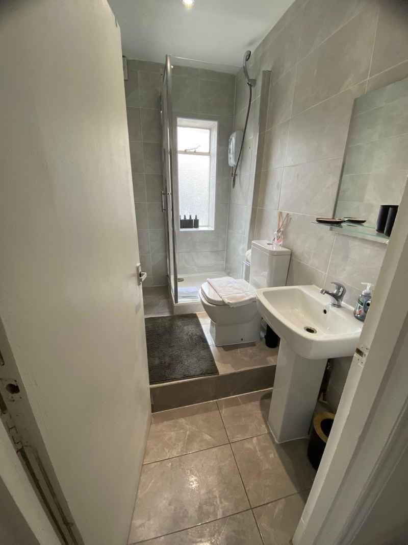 Lovely 2 Bed Flat In Soho! London Exteriör bild